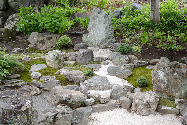 南足柄金剛寺 - 枯山水「桃源の庭」